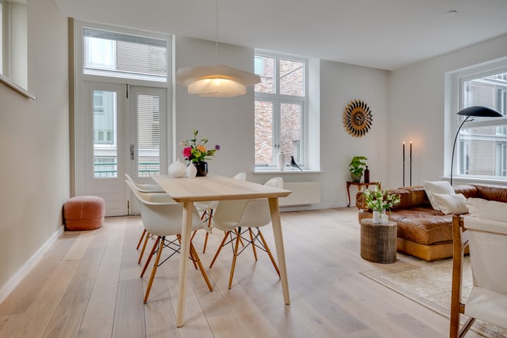 Photo 3 of Nieuwegracht 135-B