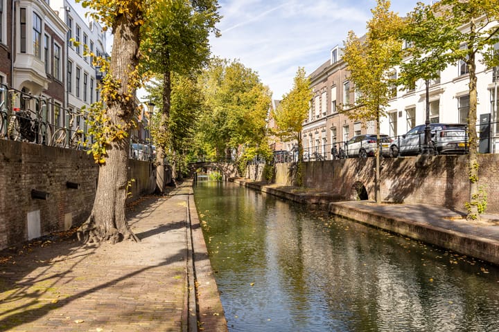 Photo 18 of Nieuwegracht 135-B