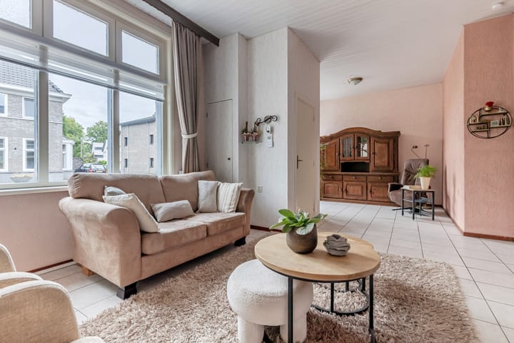 Photo 8 of Hoogstraat 10