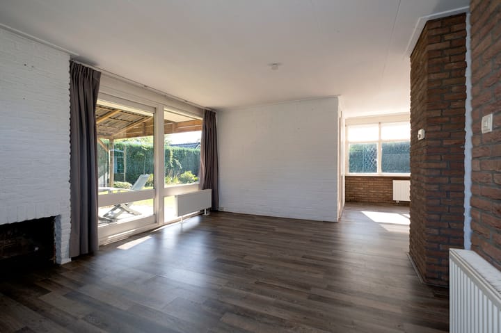 Photo 4 of De Tip 67