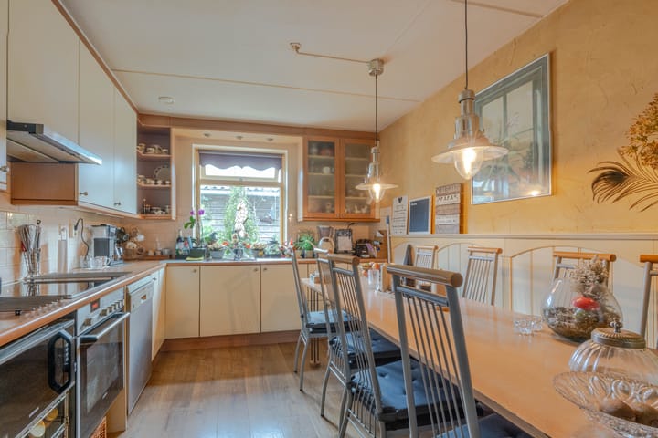 Photo 2 of Geertruidenbergstraat 69