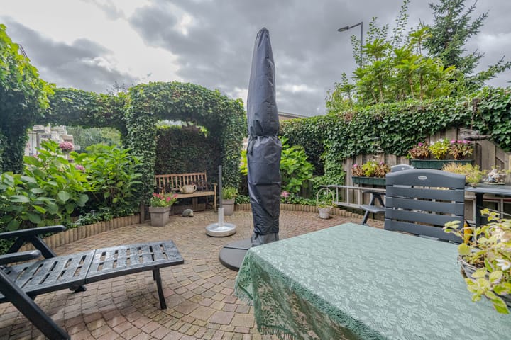 Photo 15 of Geertruidenbergstraat 69