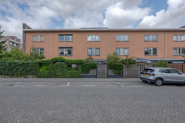 Photo 30 of Geertruidenbergstraat 69