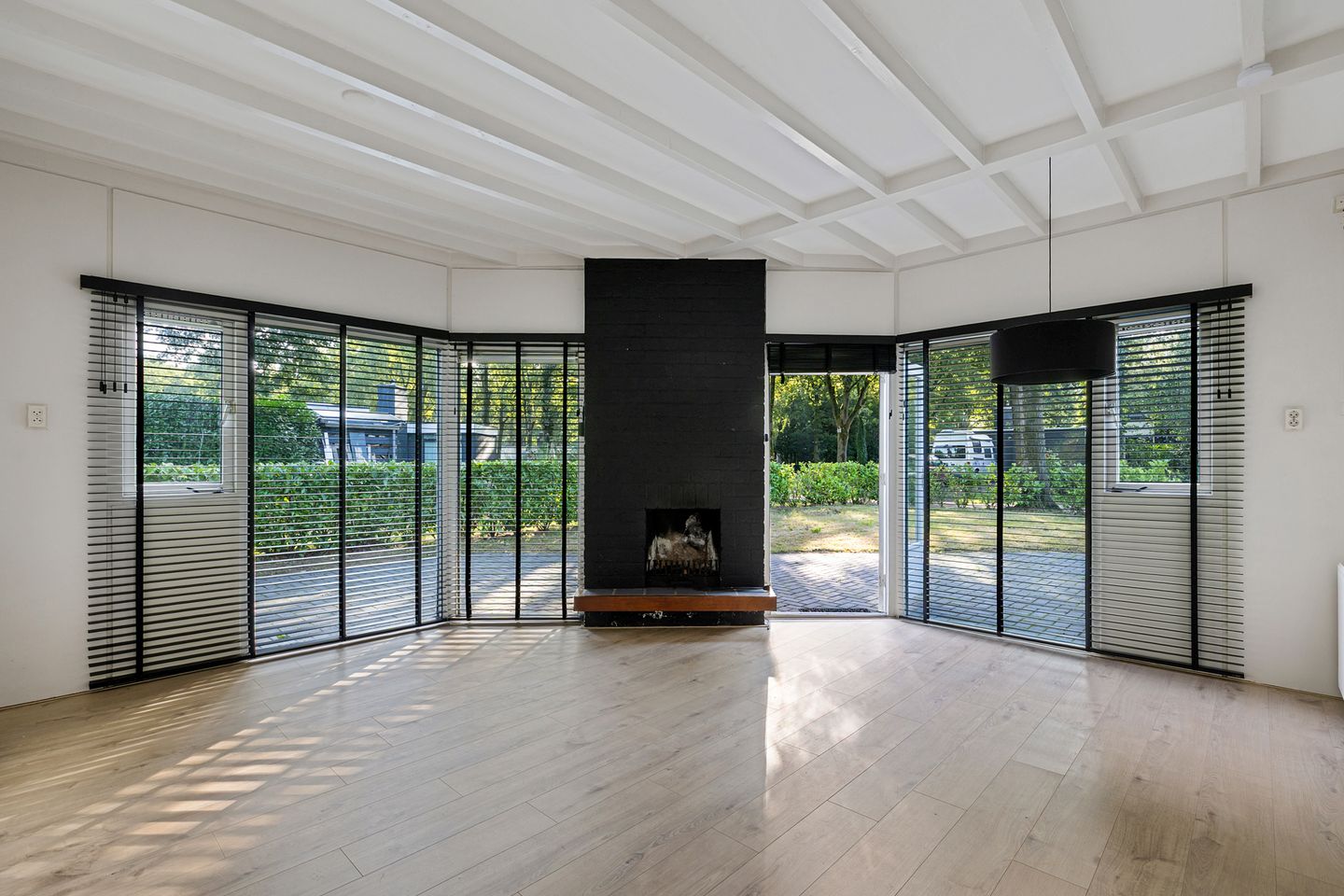 Foto 10 van Ermerzand 87