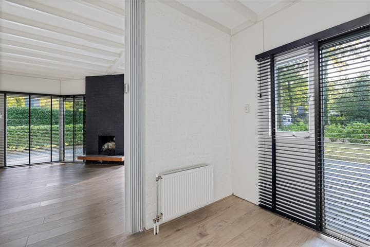 Photo 15 of Ermerzand 87