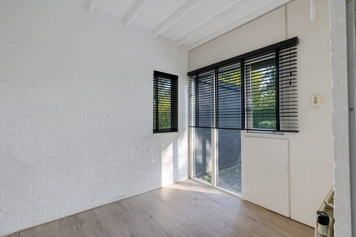 Photo 18 of Ermerzand 87