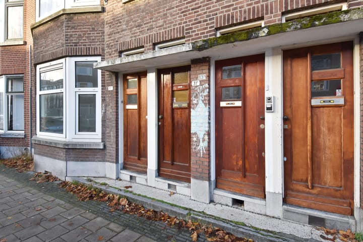 Photo 3 of Rembrandtlaan 33-A2