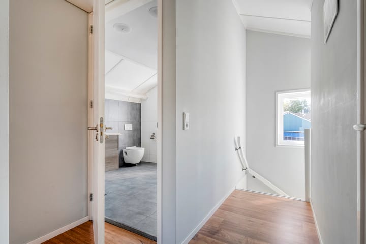 Foto 26 van van Dongenstraat 11