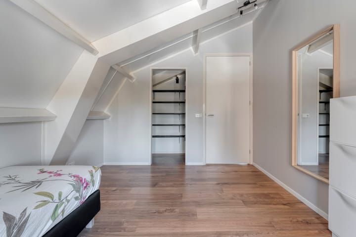 Foto 29 van van Dongenstraat 11