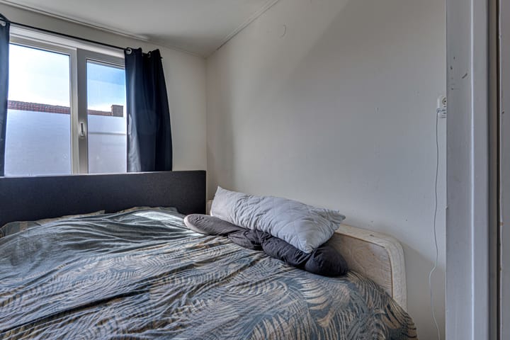 Photo 13 of Wilhelminastraat 15