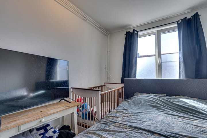 Photo 12 of Wilhelminastraat 15