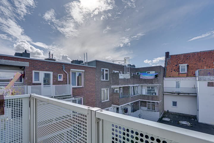 Photo 19 of Wilhelminastraat 15