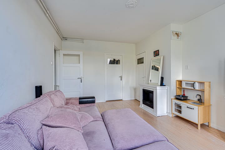 Photo 28 of Wilhelminastraat 15