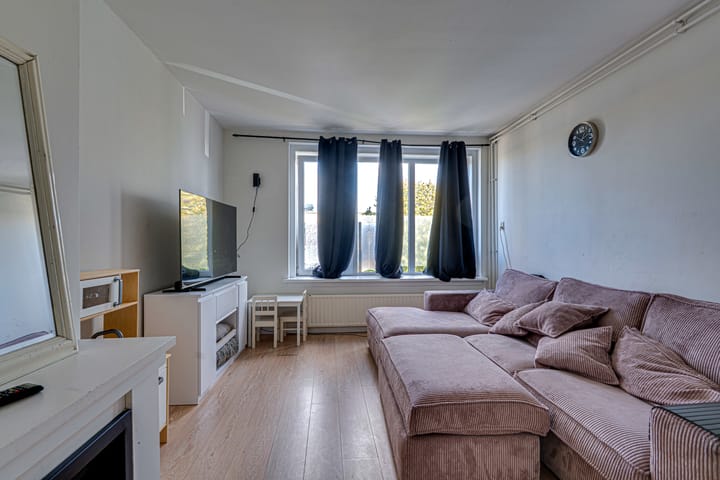 Photo 32 of Wilhelminastraat 15