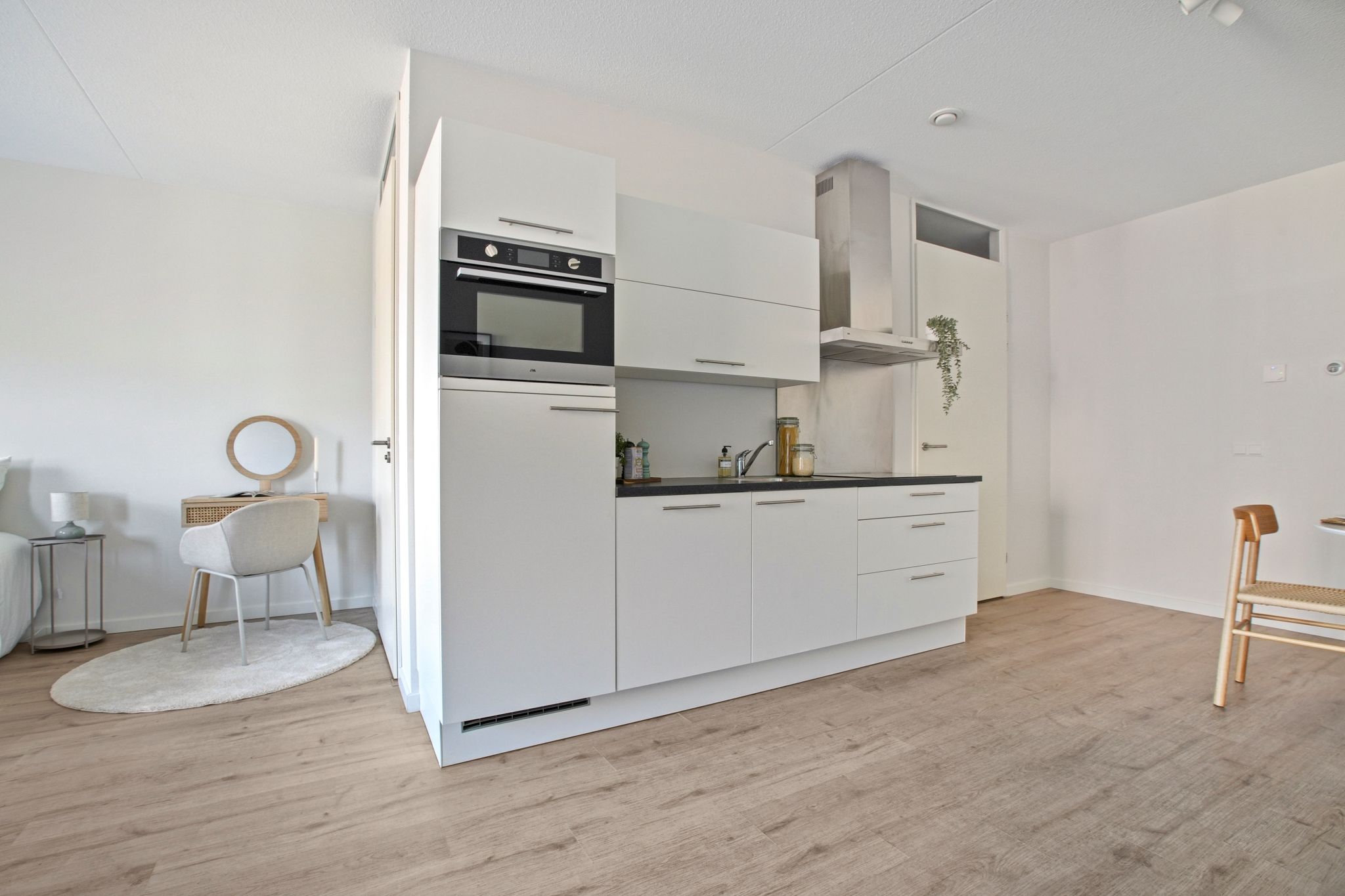 Photo 12 of Johan van der Keukenstraat 83-G