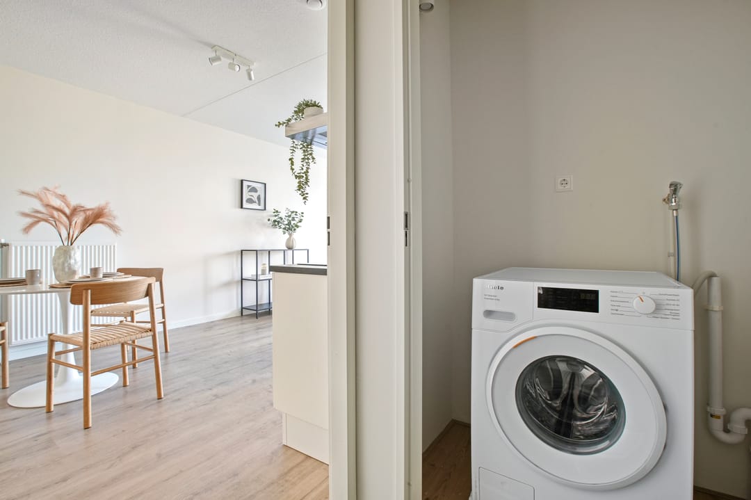 Photo 13 of Johan van der Keukenstraat 83-G