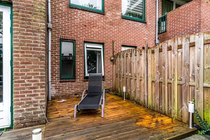 Foto 23 van Winkelwaard 77