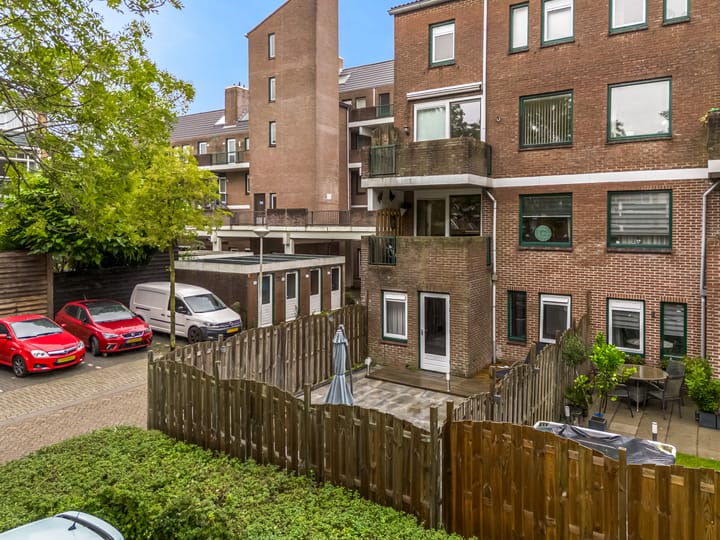 Foto 30 van Winkelwaard 77