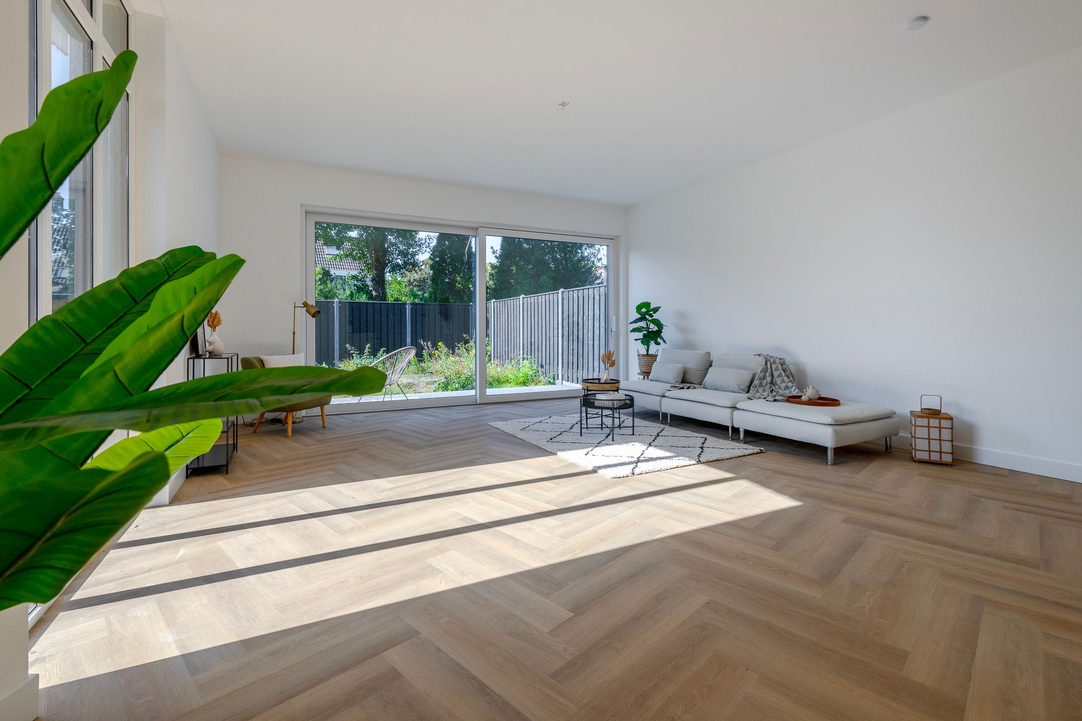 Photo 3 of van Oosthuyselaan 79-A