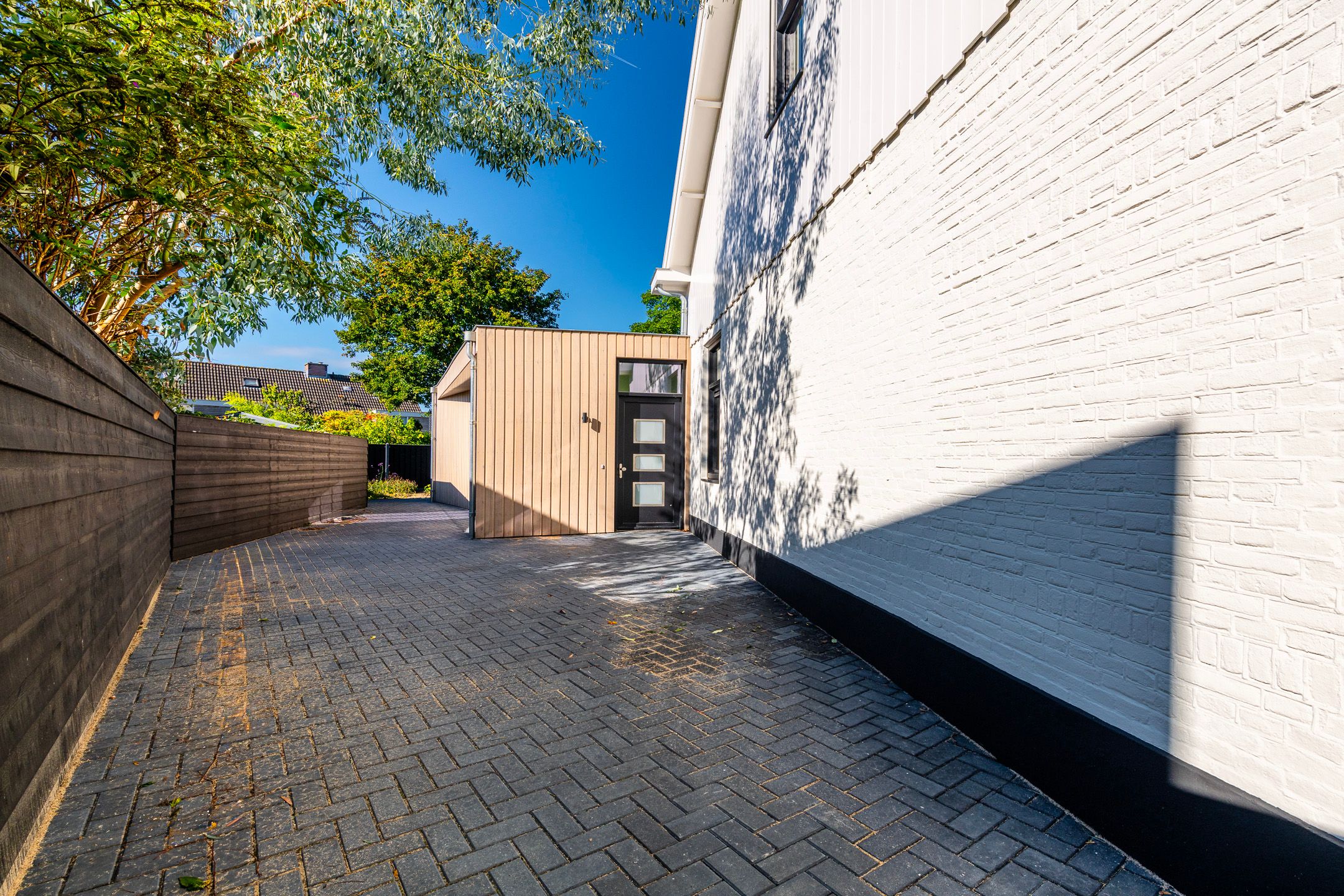 Photo 24 of van Oosthuyselaan 79-A