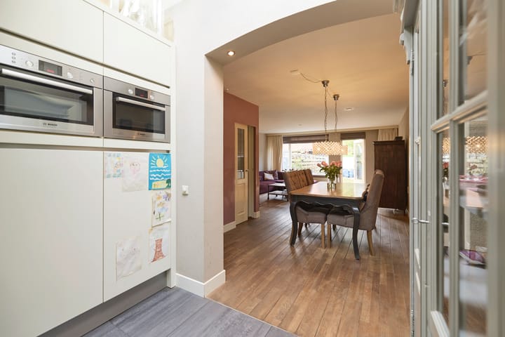 Photo 19 of Witte de Withlaan 25