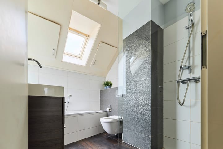 Photo 33 of Witte de Withlaan 25