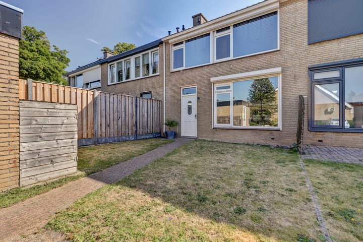 Foto 6 van Mambostraat 132