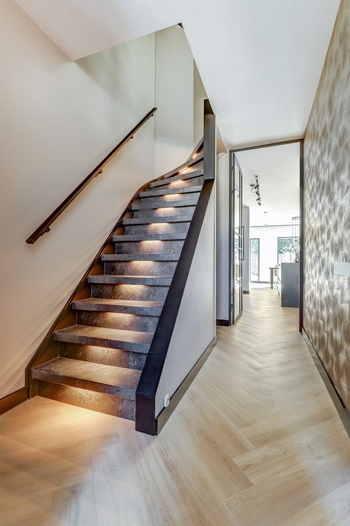 Foto 8 van Mambostraat 132