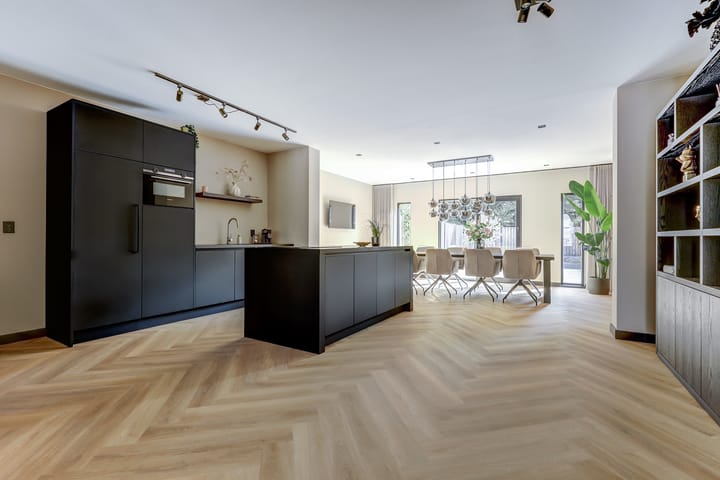 Foto 13 van Mambostraat 132