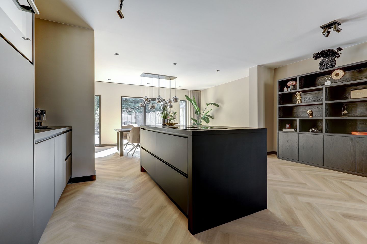 Foto 14 van Mambostraat 132