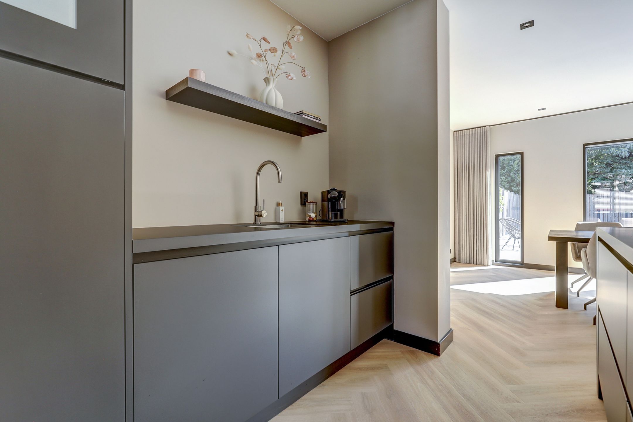 Foto 15 van Mambostraat 132