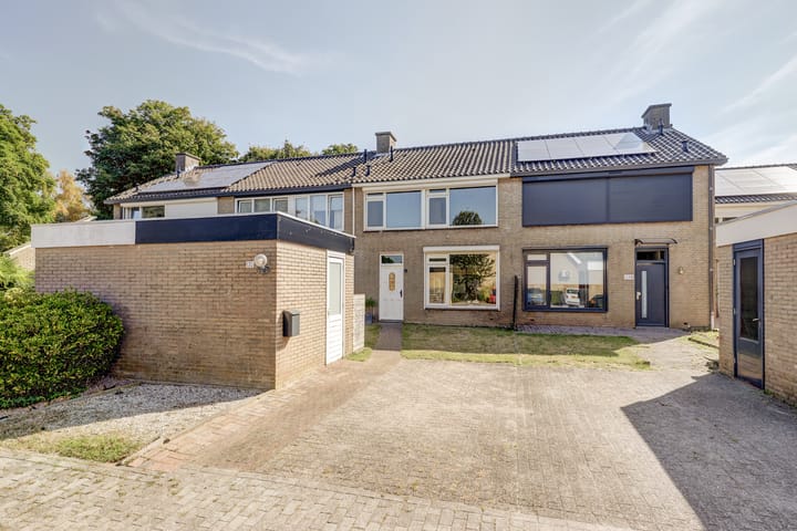 Foto 42 van Mambostraat 132