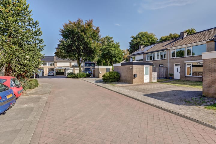 Foto 43 van Mambostraat 132