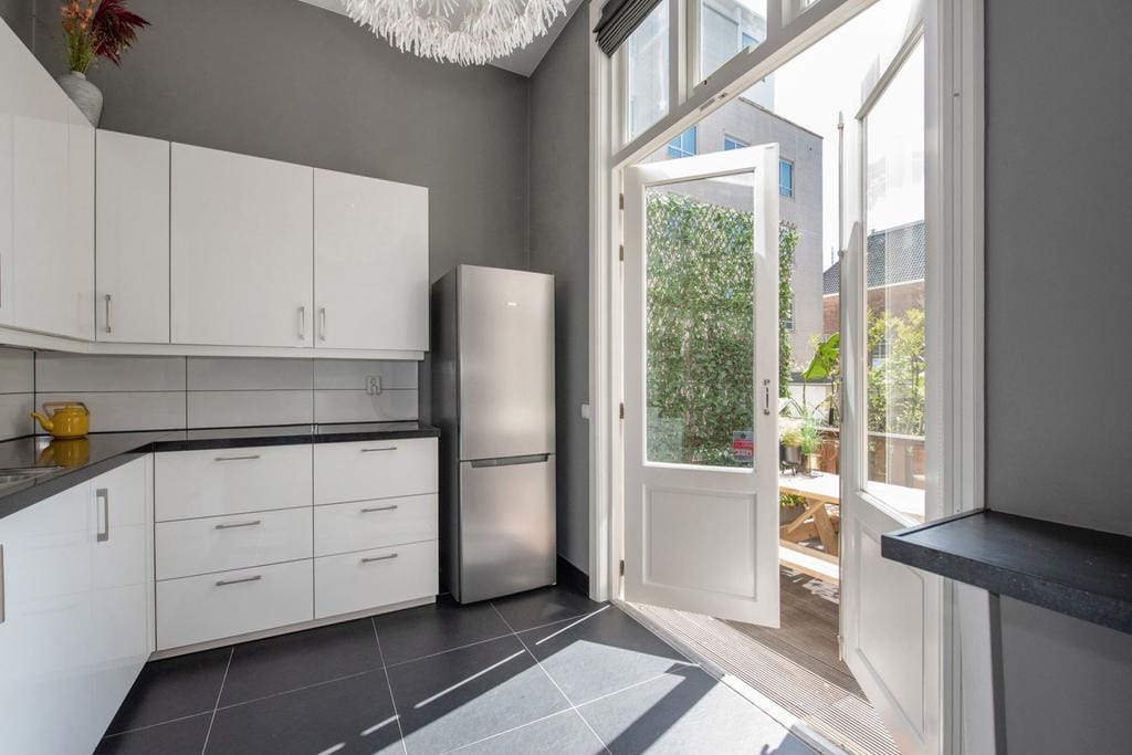 Photo 22 of Heulstraat 23