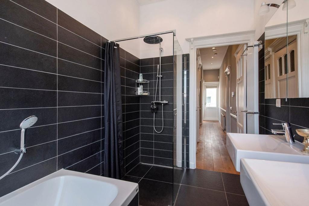 Photo 33 of Heulstraat 23