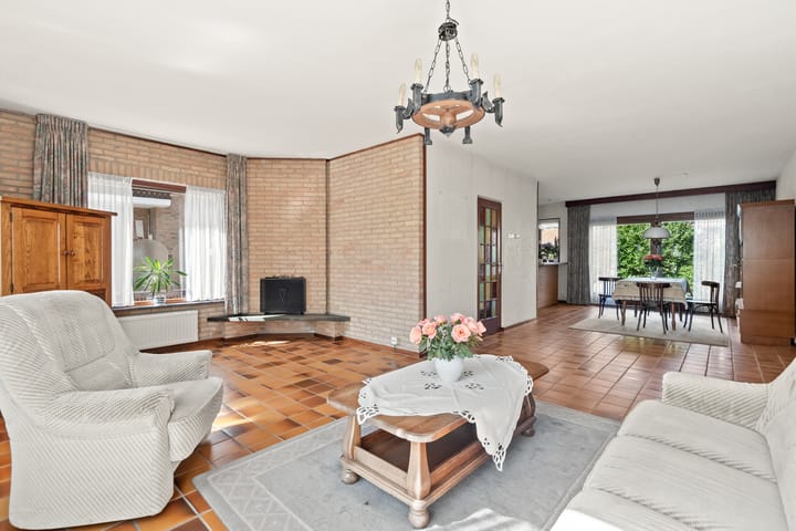 Foto 9 van Julianalaan 25