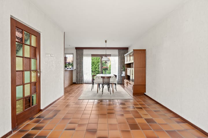 Foto 10 van Julianalaan 25