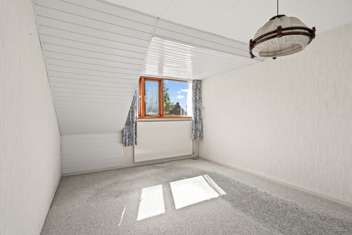 Foto 26 van Julianalaan 25