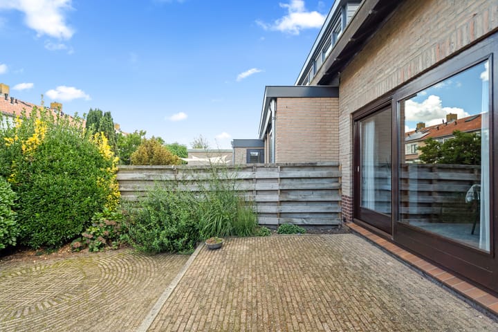 Foto 35 van Julianalaan 25