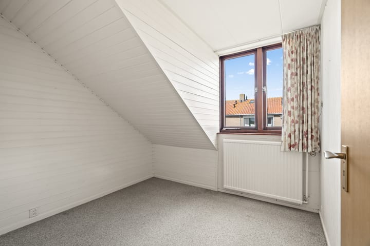 Foto 24 van Julianalaan 25