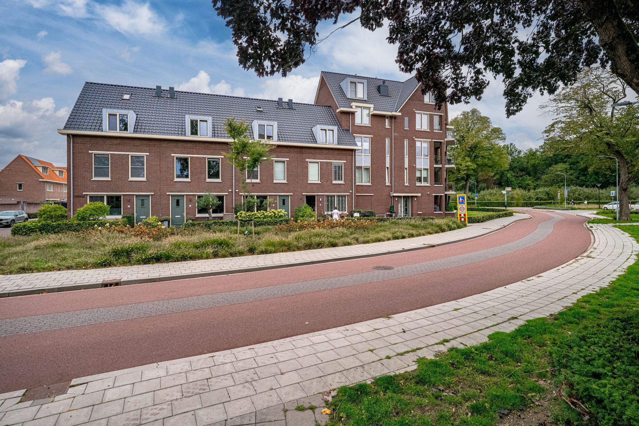 Photo 9 of Vondellaan 2-C