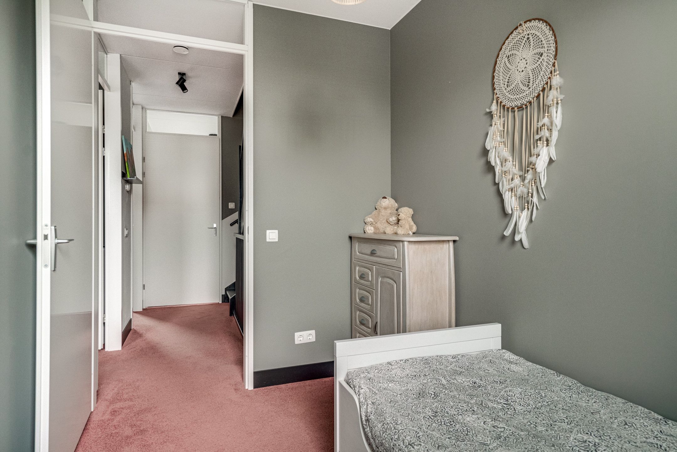 Photo 36 of Vondellaan 2-C