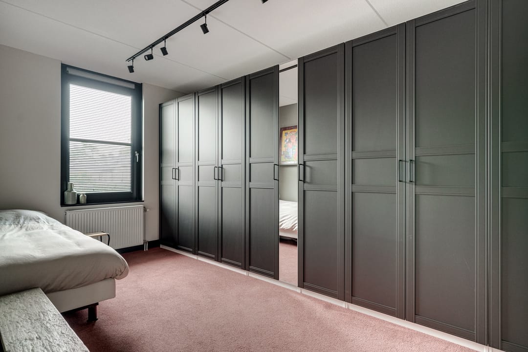 Photo 38 of Vondellaan 2-C