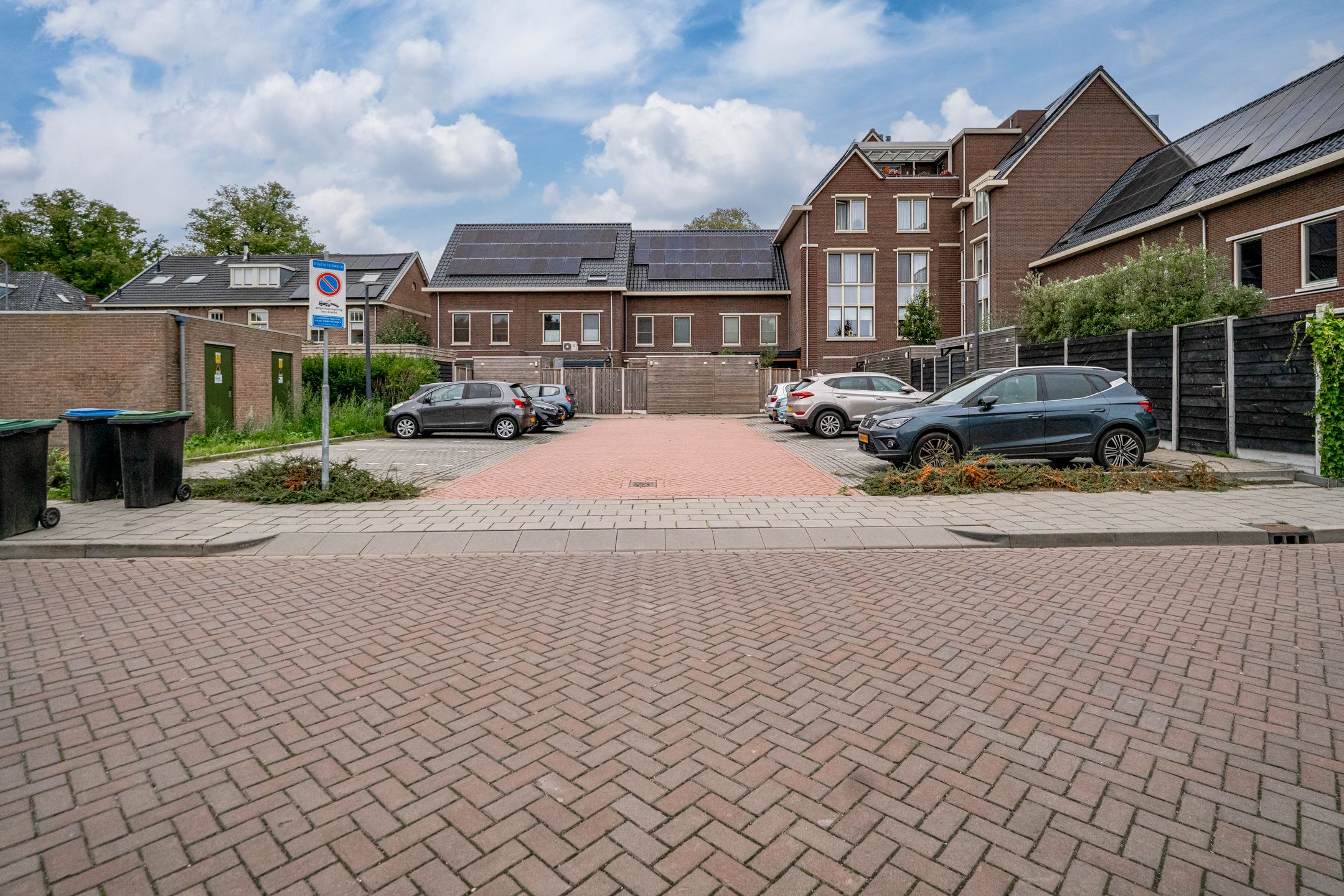 Photo 54 of Vondellaan 2-C