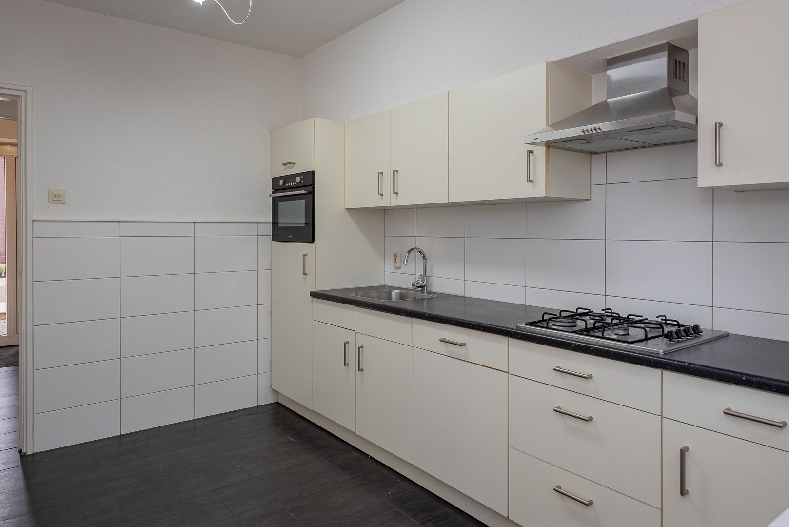 Photo 12 of Nijenbeekstraat 43