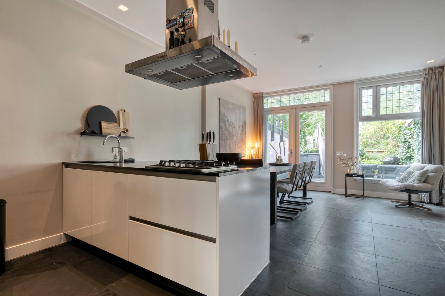 Foto 10 van Eigenhaardstraat 35