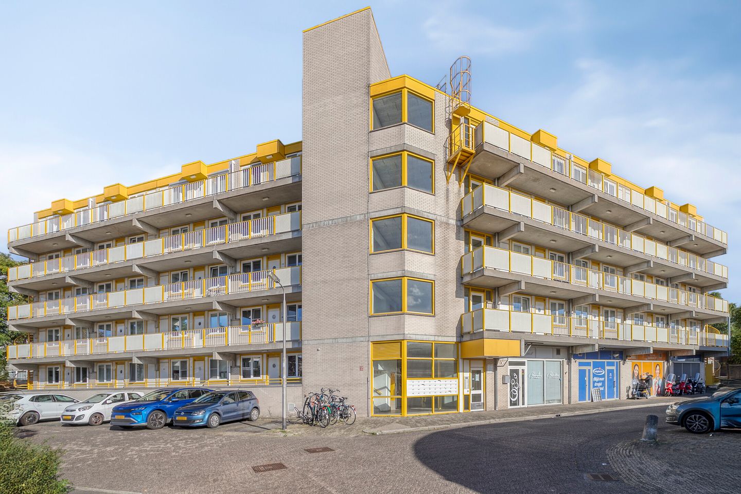 Foto 4 van Van Brammenstraat 15