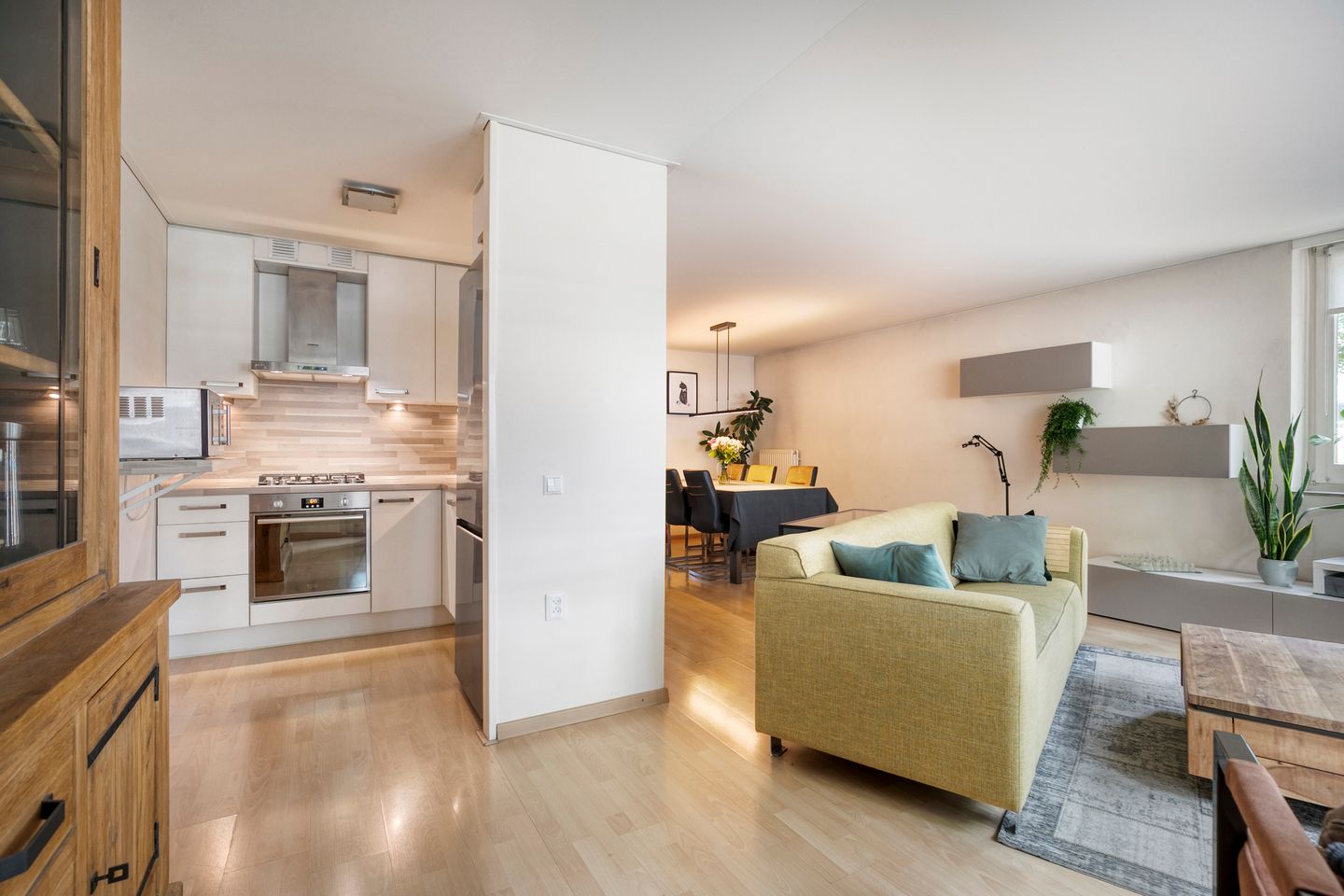 Foto 20 van Van Brammenstraat 15