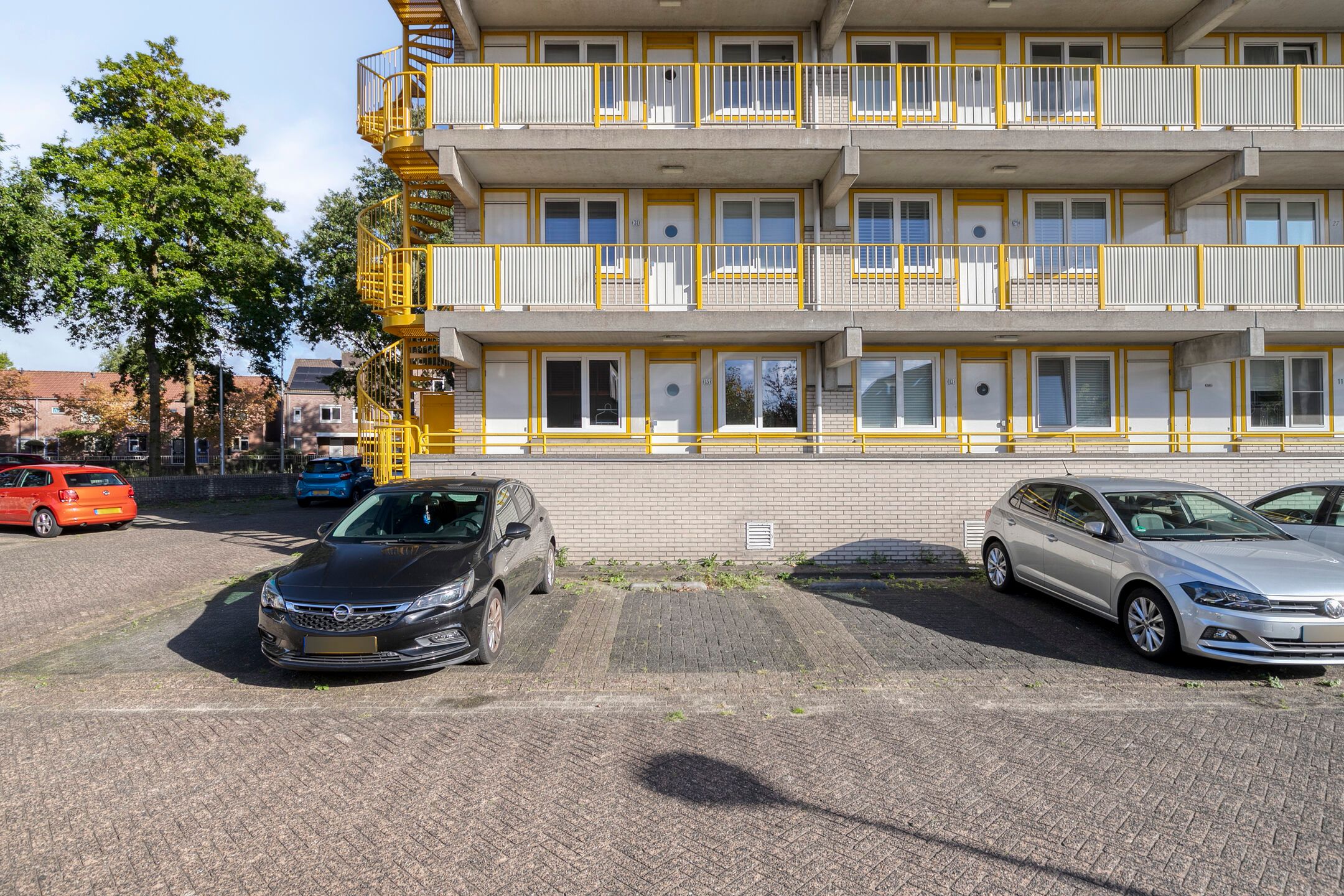 Foto 33 van Van Brammenstraat 15