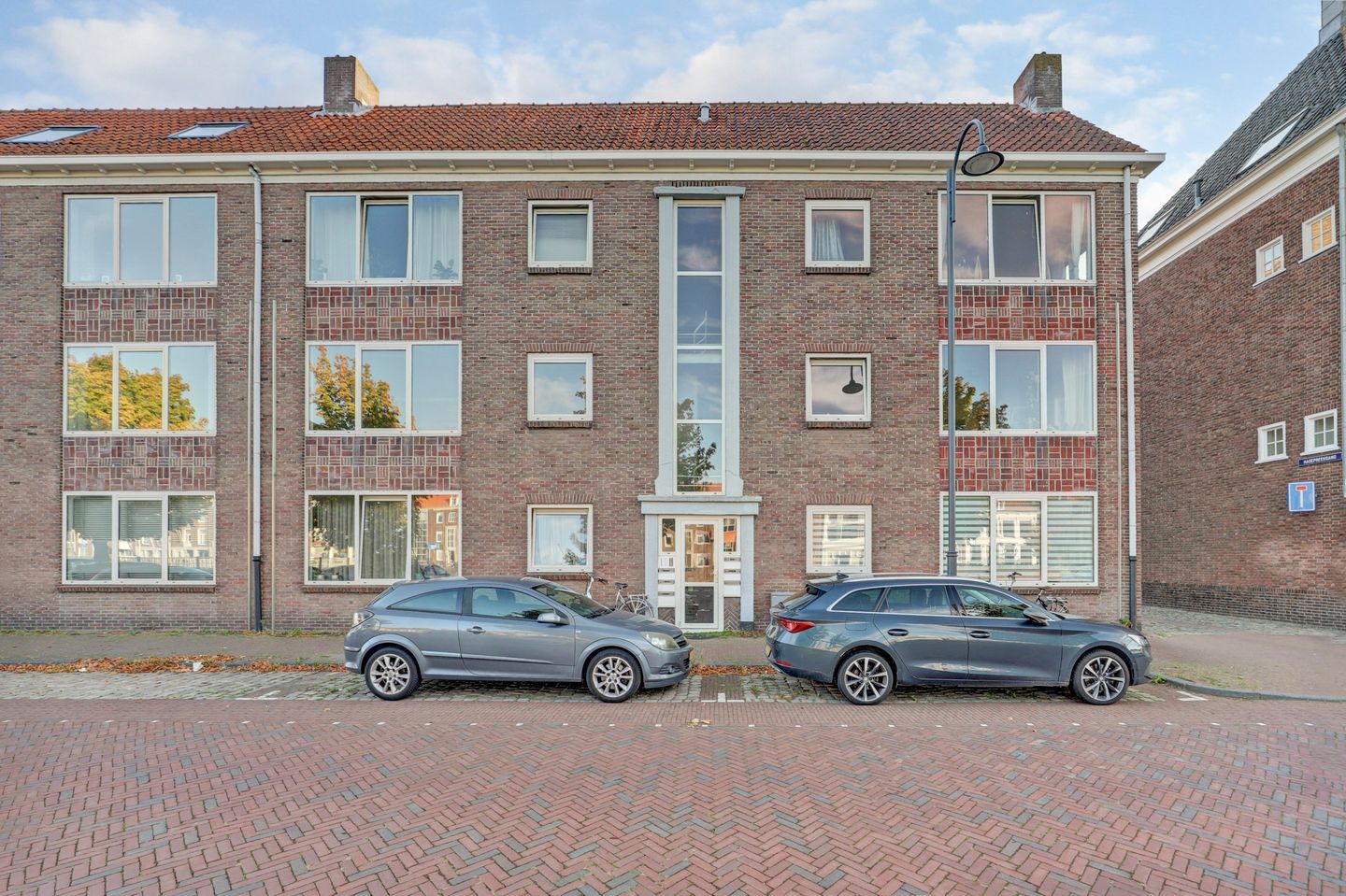 Foto 1 van Dwarskaai 12